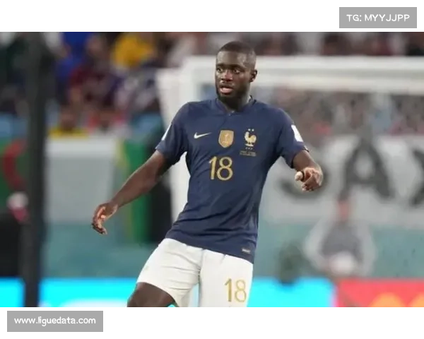 乌帕梅卡诺续约条款曝光，薪资结构反映联赛财务策略